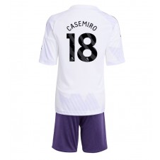 Manchester United Casemiro #18 Bortedraktsett Barn 2025-26 Kortermet (+ korte bukser)